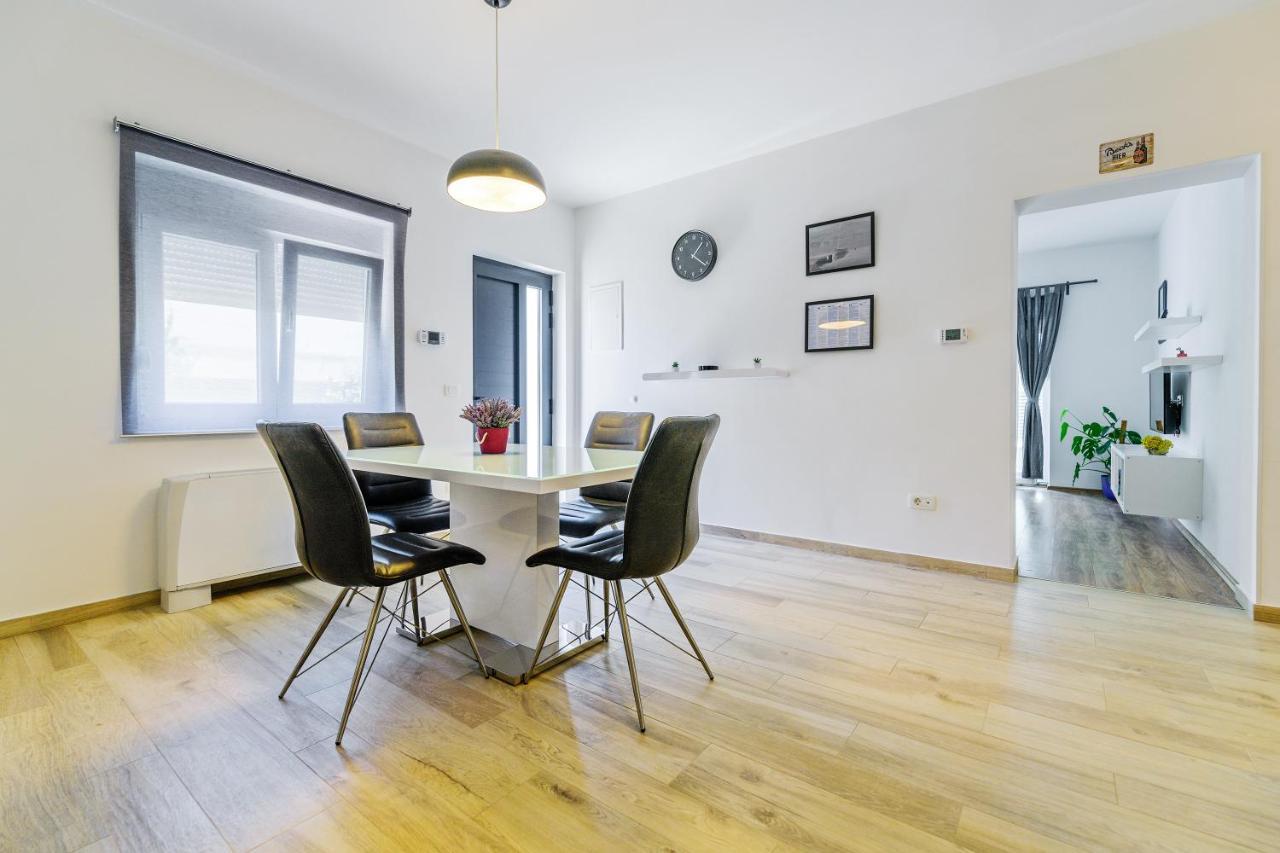 Apartment Andelka